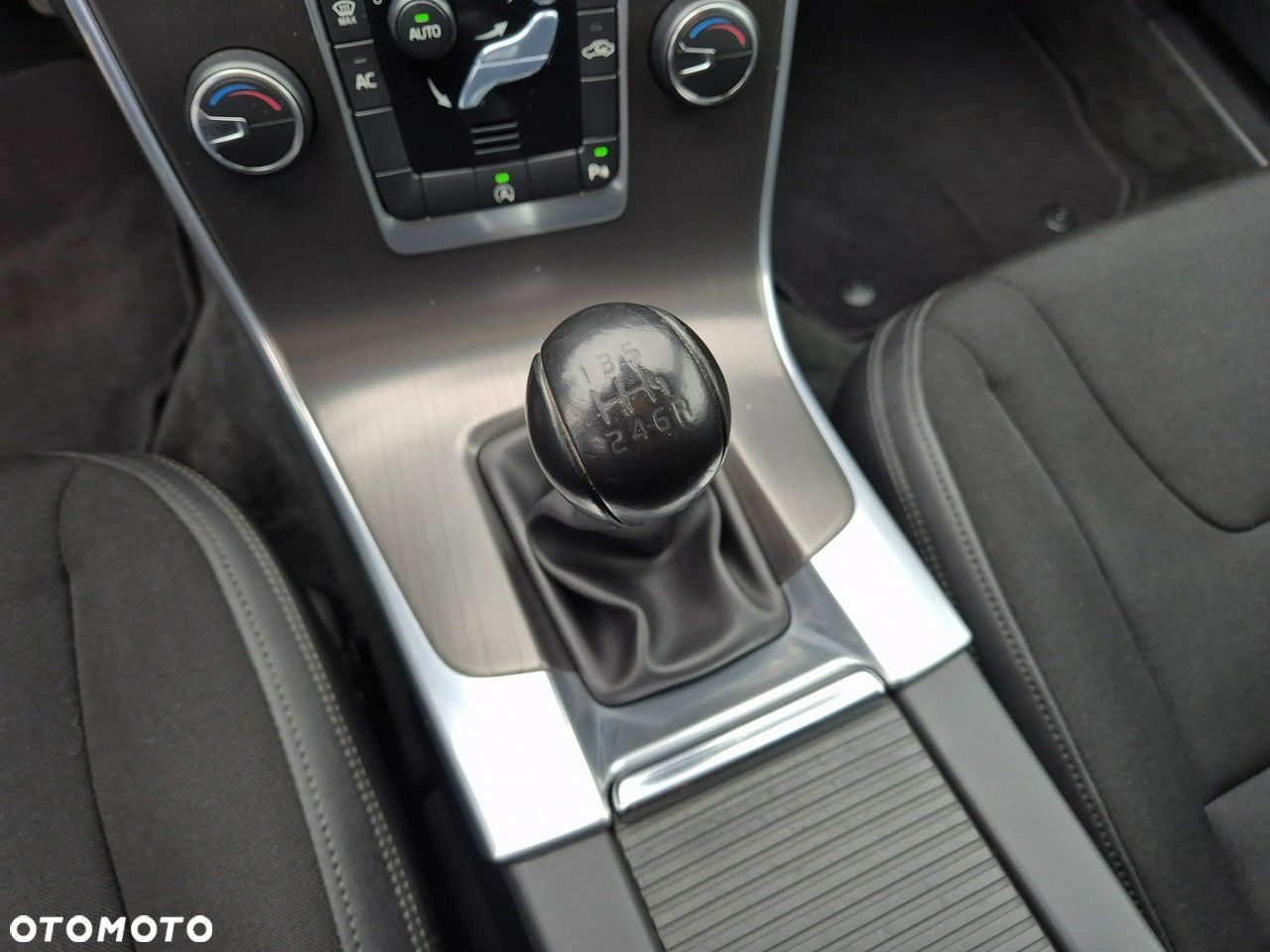 Volvo V60 - 11