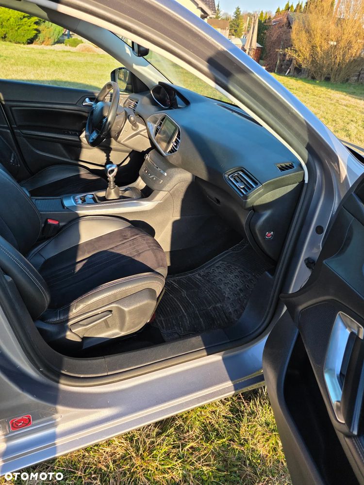 Peugeot 308 e-HDi 115 Stop & Start Allure - 21