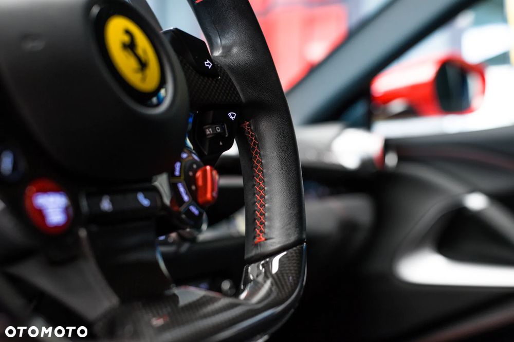 Ferrari 812 Superfast - 27