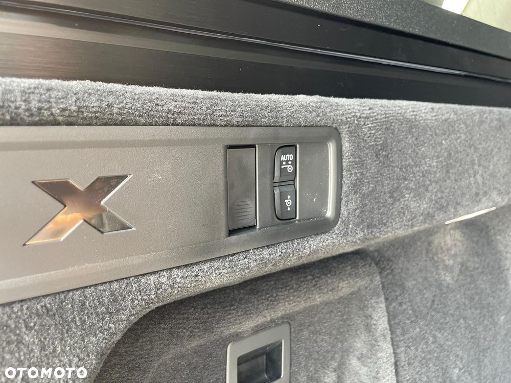 BMW X5 - 12