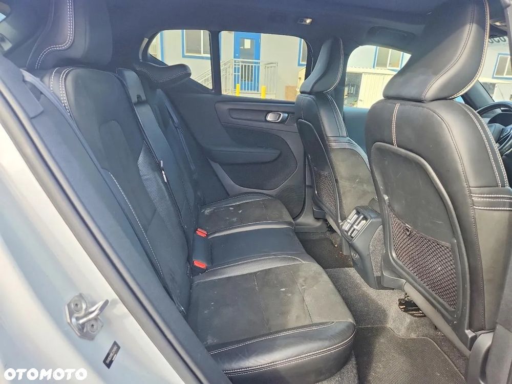 Volvo XC 40 T5 AWD Inscription - 9