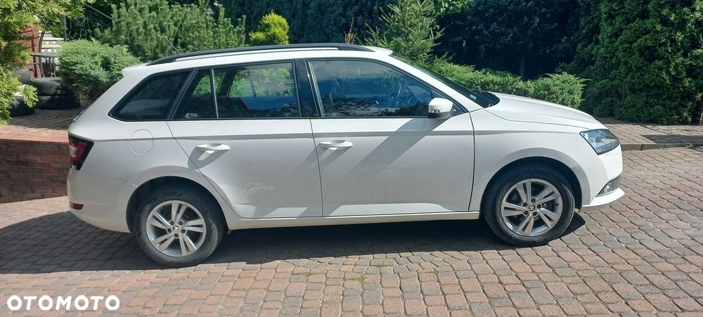 Skoda Fabia 1.0 TSI Ambition - 10