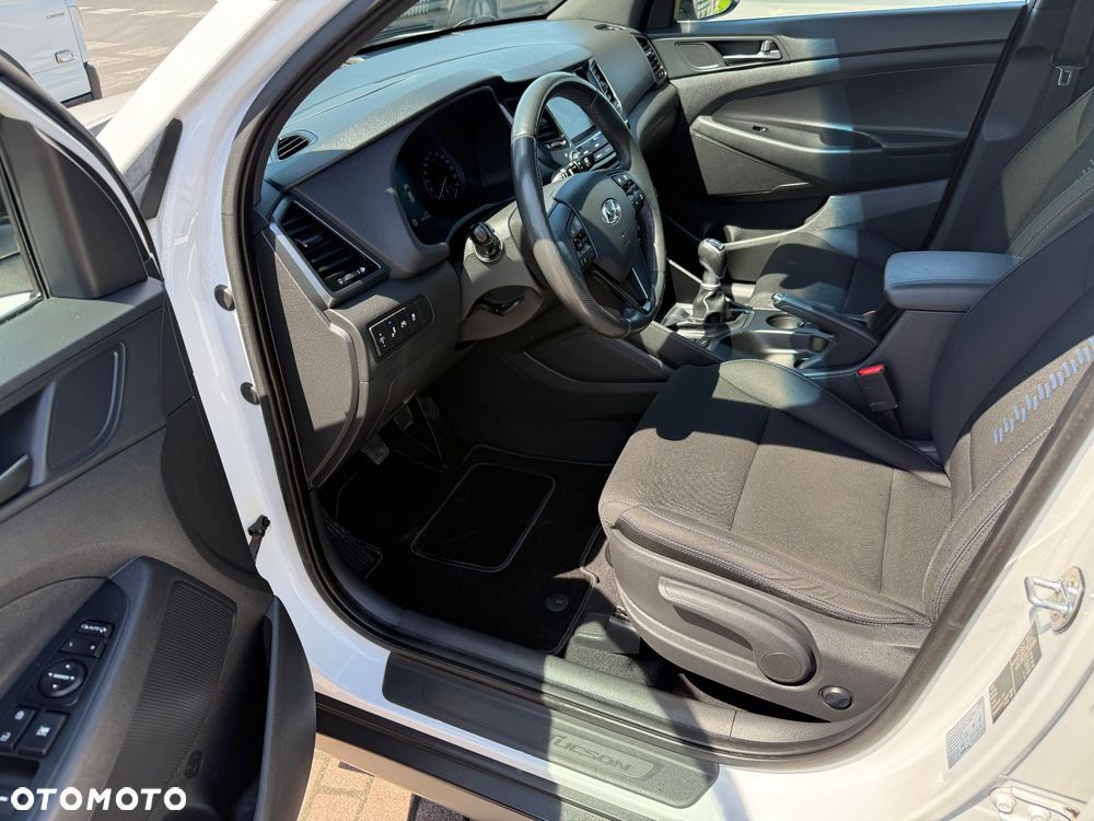 Hyundai Tucson 1.6 Turbo 2WD Passion Plus - 12