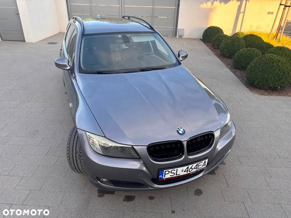 BMW Seria 3 320d DPF Touring Blue Performance Edition Fleet - 11