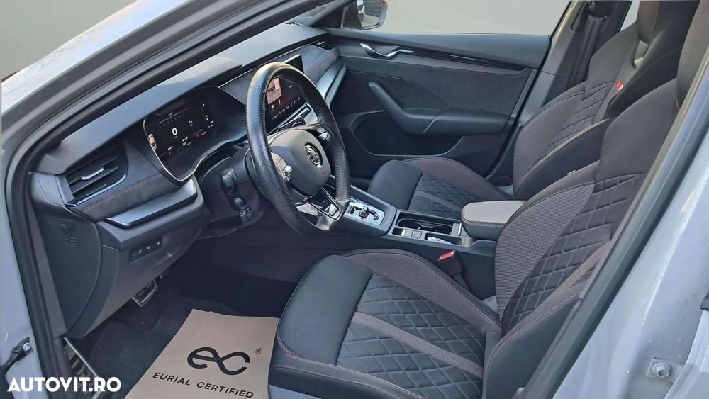 Skoda Octavia 2.0 245 TSI DSG RS - 9