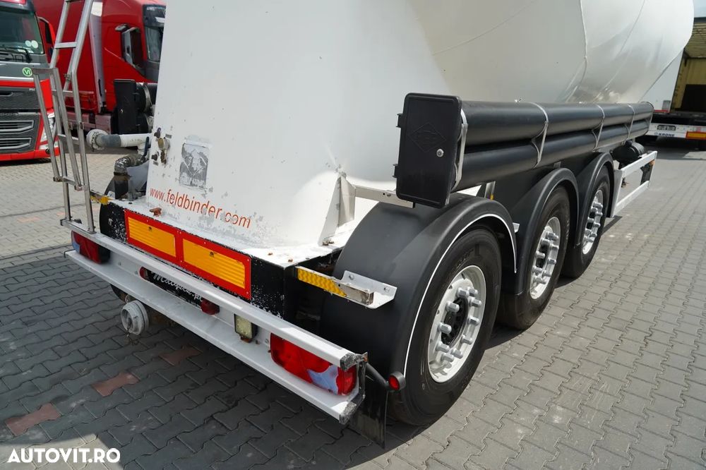 Feldbinder / REMORCA CIMENT / 2 COMPARTIMENTE / 37.000 L / SILOU / AXE SAF / JANTE DIN ALIAJ - 13