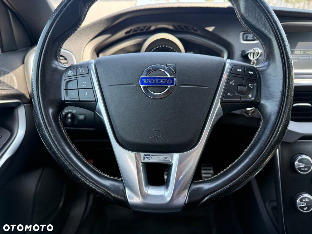 Volvo V40 T3 Drive-E R-Design Momentum - 12