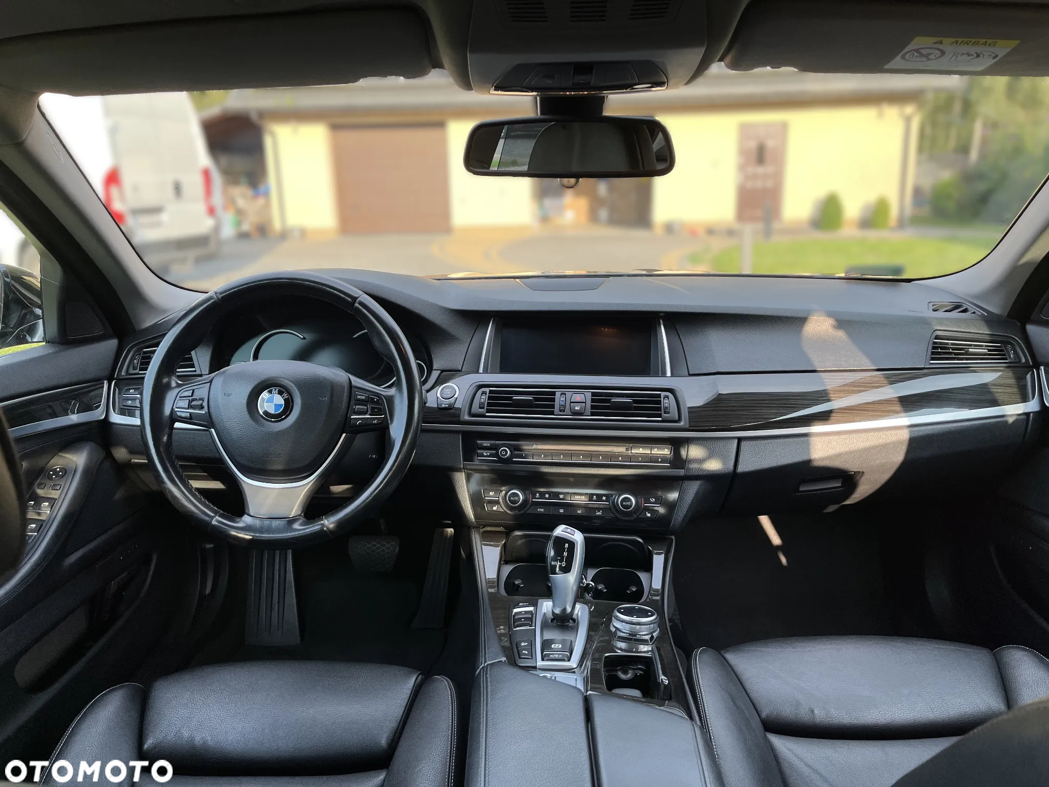 BMW Seria 5 520d xDrive Luxury Line - 18