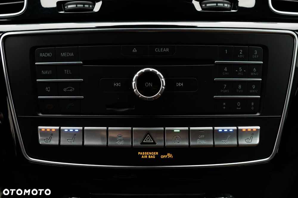 Mercedes-Benz GLE 350 d 4-Matic - 32