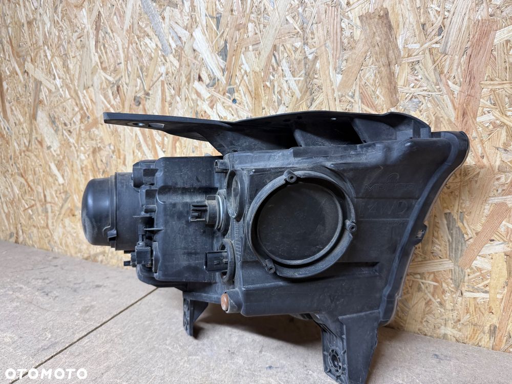 LAMPA LEWA PRZÓD PRZEDNIA SOCZEWKA LED DODGE DURANGO 68299137AB - 6