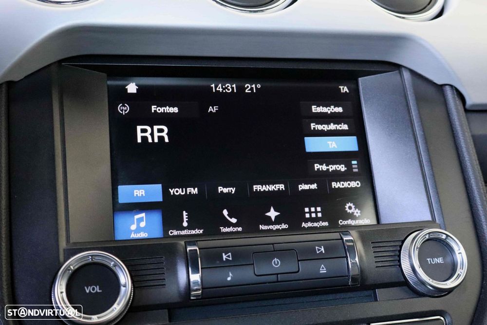 Ford Mustang 2.3i EcoBoost - 29