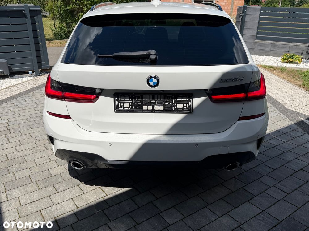 BMW Seria 3 320d M Sport Shadow - 4