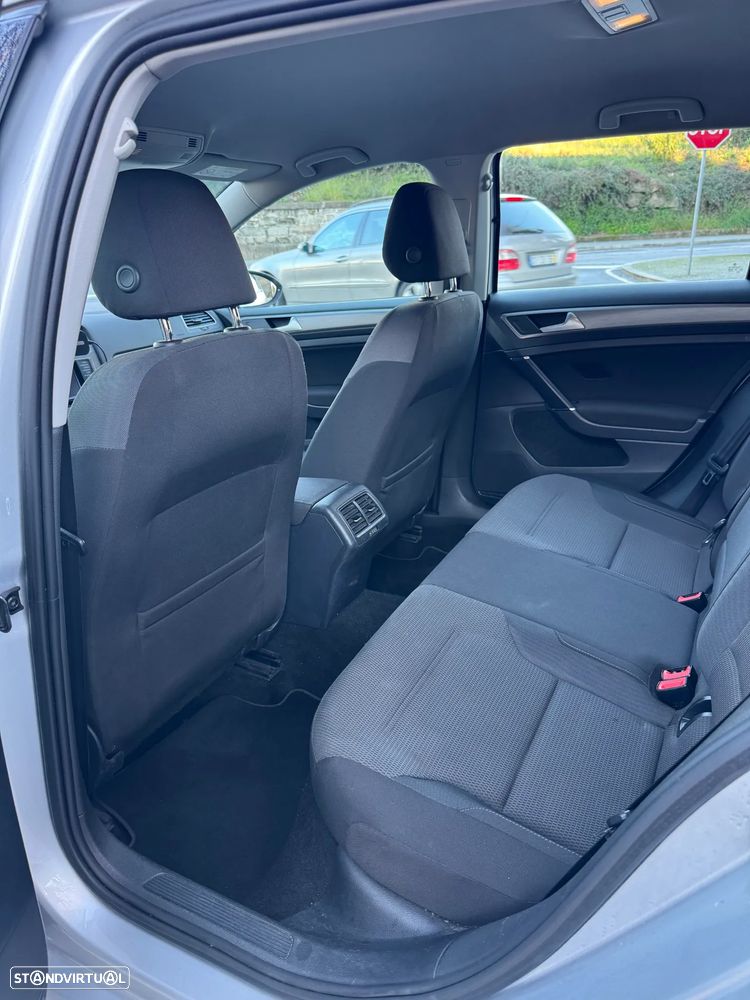 VW Golf Variant 1.6 TDi BlueMotion Confortline - 11