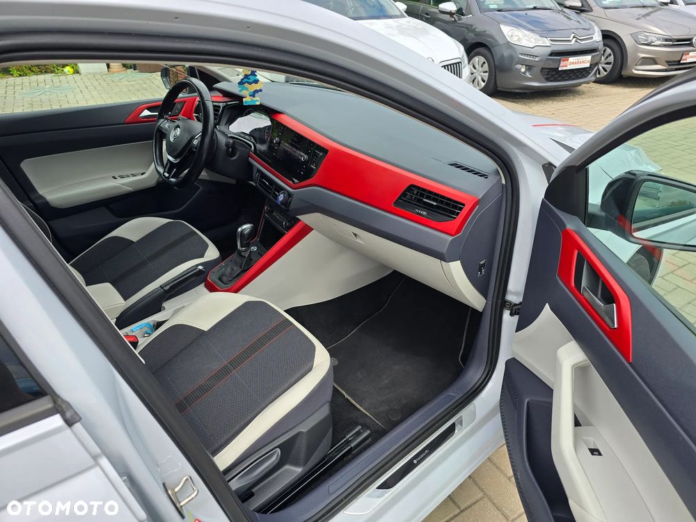 Volkswagen Polo - 11