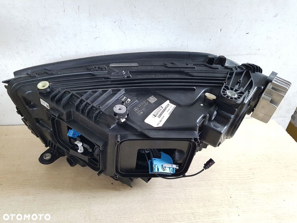 mercedes glc prawa lampa reflektor digital light full led a2549066802 - 3