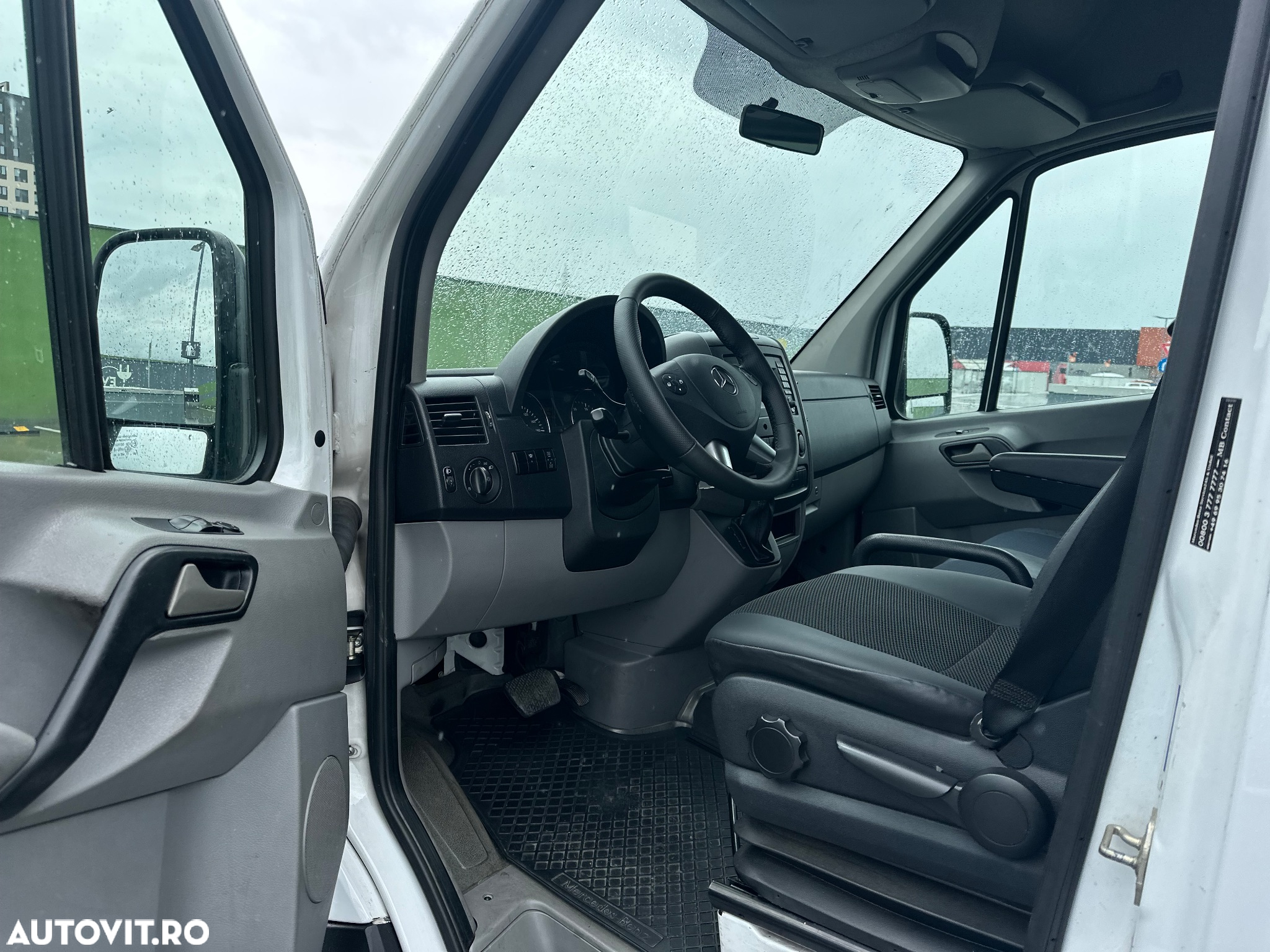 Mercedes-Benz Sprinter 319 CDI (BlueTec) 906.231 7G-TRONIC Plus - 13