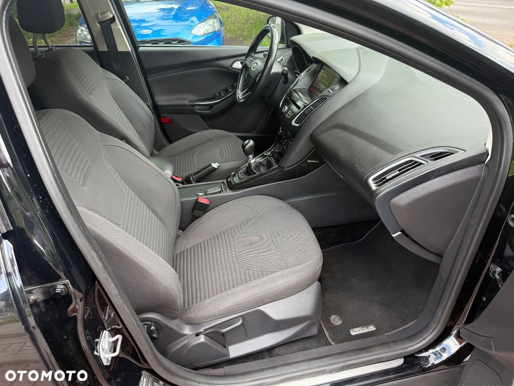 Ford Focus 1.0 EcoBoost Titanium ASS - 12