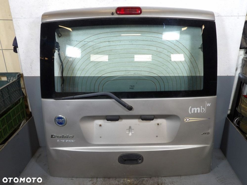 FIAT DOBLO TYLNA KLAPA - 1