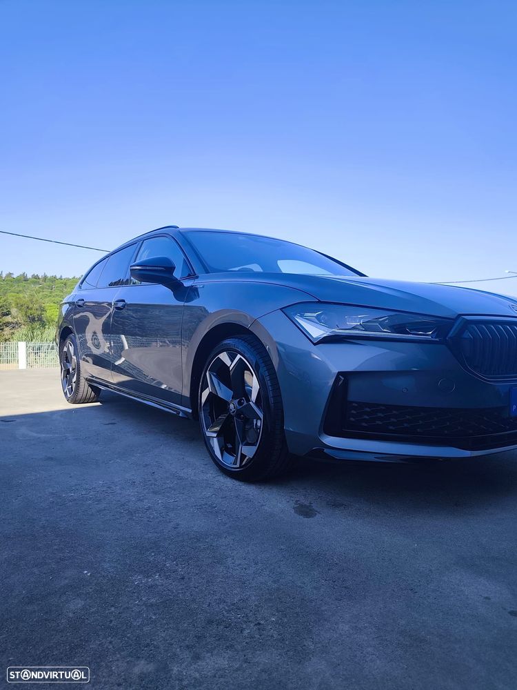 Skoda Superb 1.5 TSI iV Sportline DSG - 16