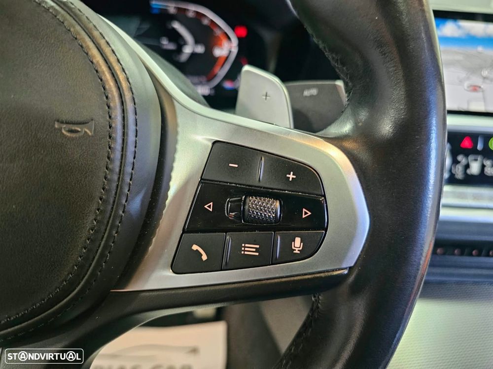 BMW 420 d Desportiva M Auto - 17
