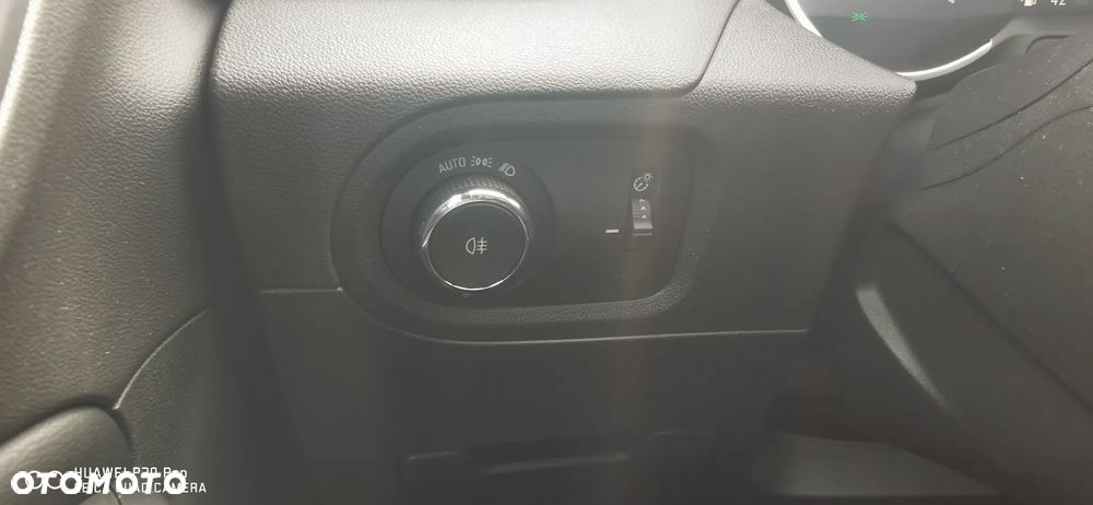 Opel Grandland X Plug-in-Hybrid4 1.6 DI Start/Stop INNOVATION - 8