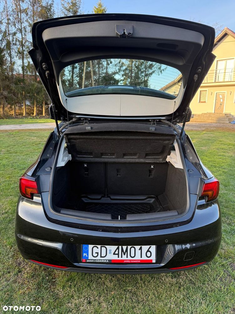 Opel Astra 1.4 T Elite - 4
