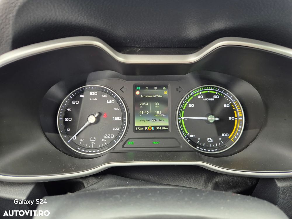 MG ZS EV Luxury - 17