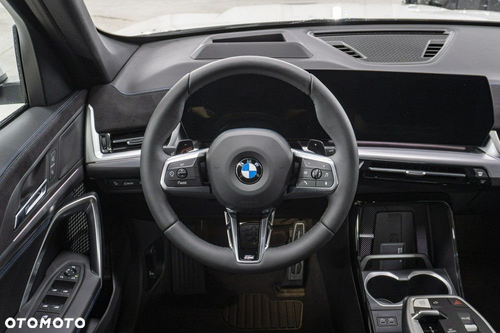 BMW X1 sDrive18i - 14