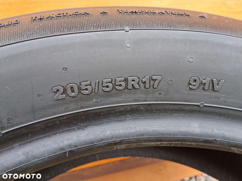 Giti Synergy H2 205/55R17 - 1