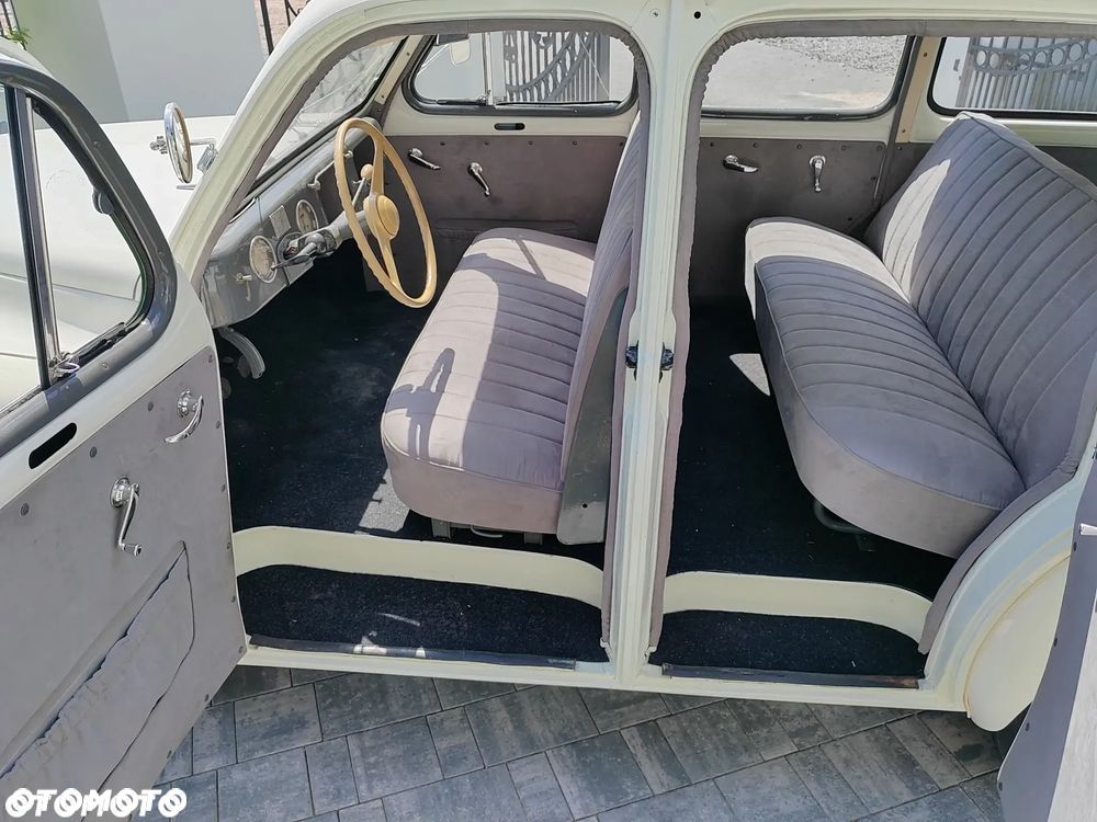 Renault Inny - 12