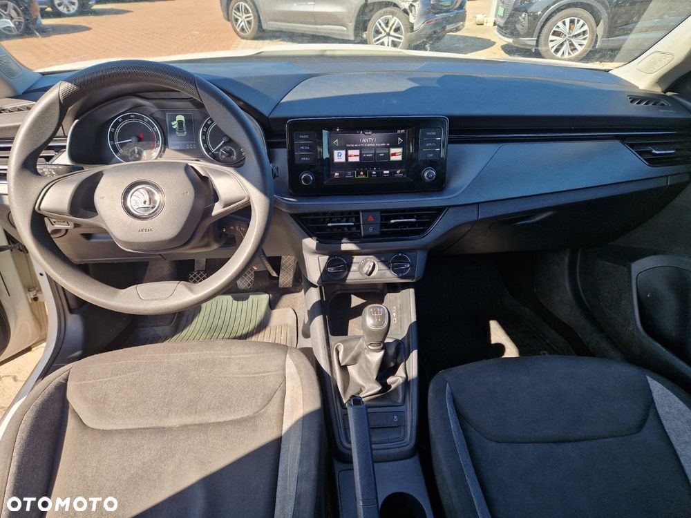 Skoda Kamiq 1.0 TSI Active - 14