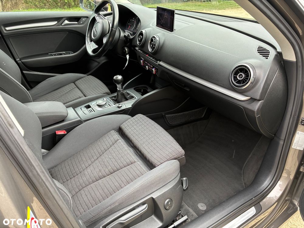 Audi A3 Sportback - 11