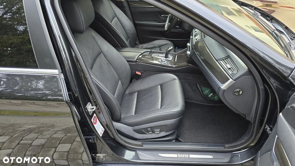 BMW Seria 5 - 23