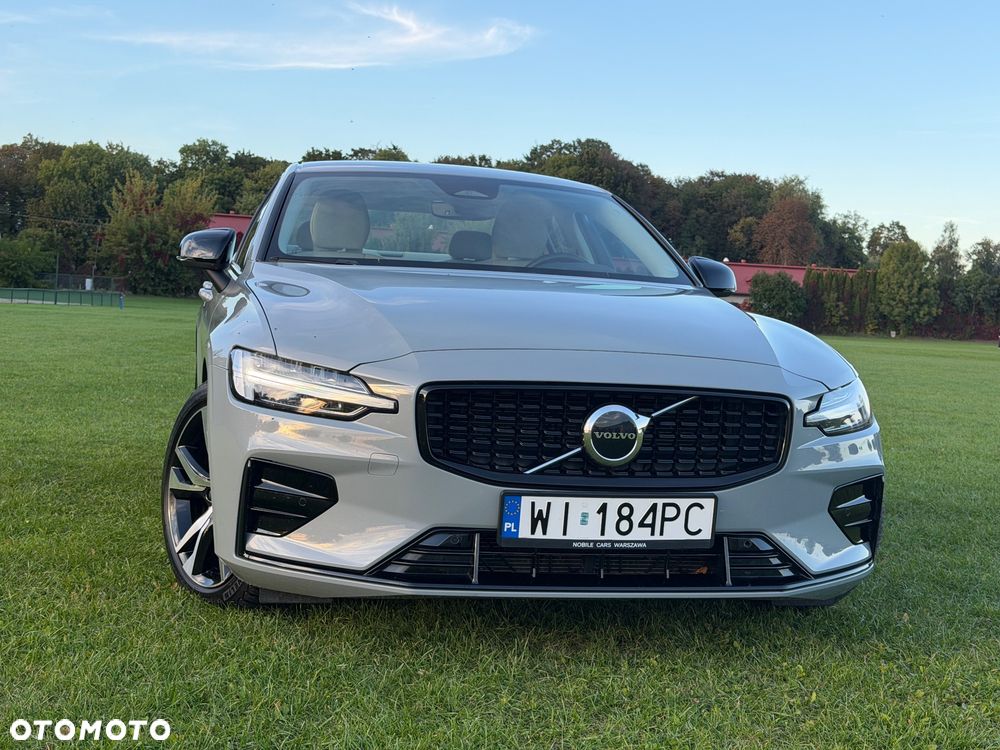 Volvo S60 B5 B Ultimate Dark - 23