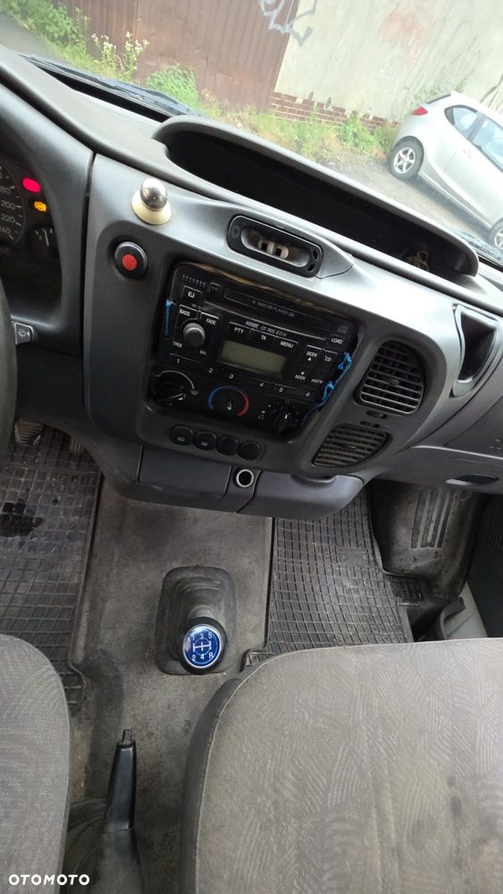 Ford Transit - 27