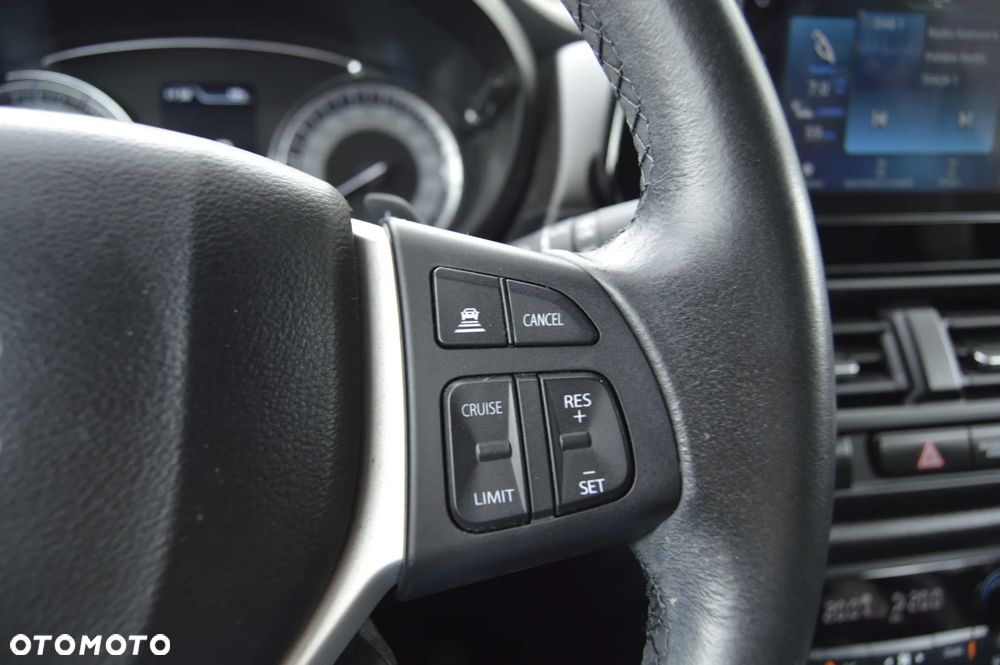 Suzuki SX4 S-Cross 1.4 SHVS Premium - 25