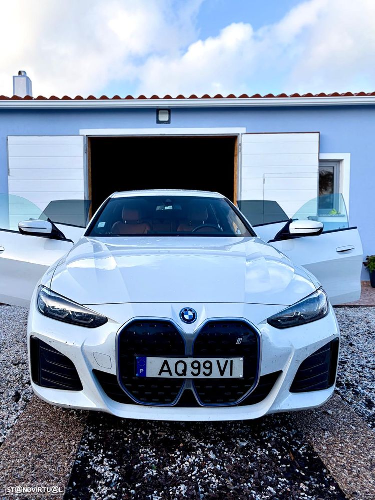 BMW i4 eDrive40 Pack Desportivo M - 4