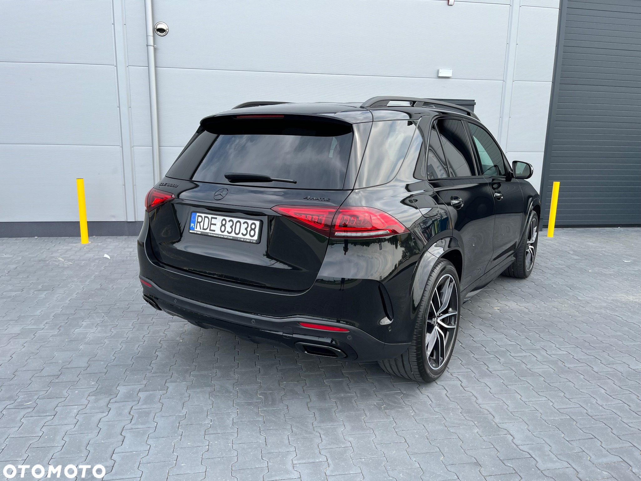 Mercedes-Benz GLE 300 d 4-Matic - 4