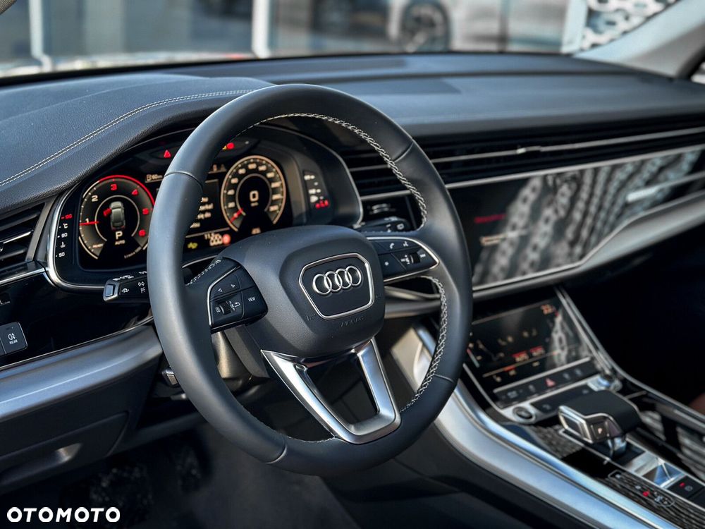 Audi Q7 - 16