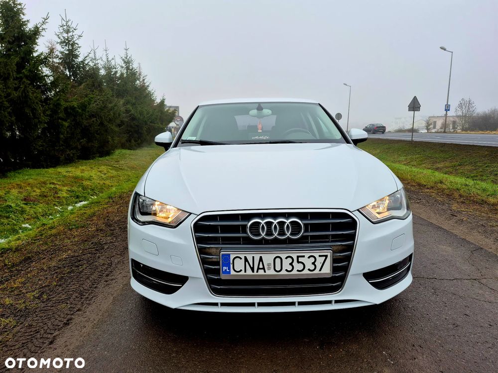 Audi A3 Sportback - 3