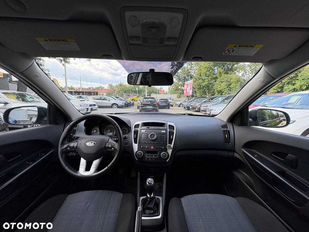 Kia Ceed - 5