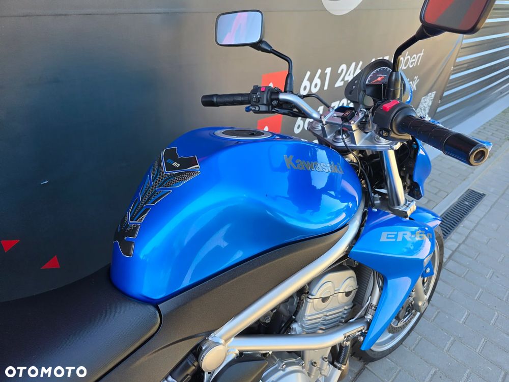 Kawasaki ER - 28
