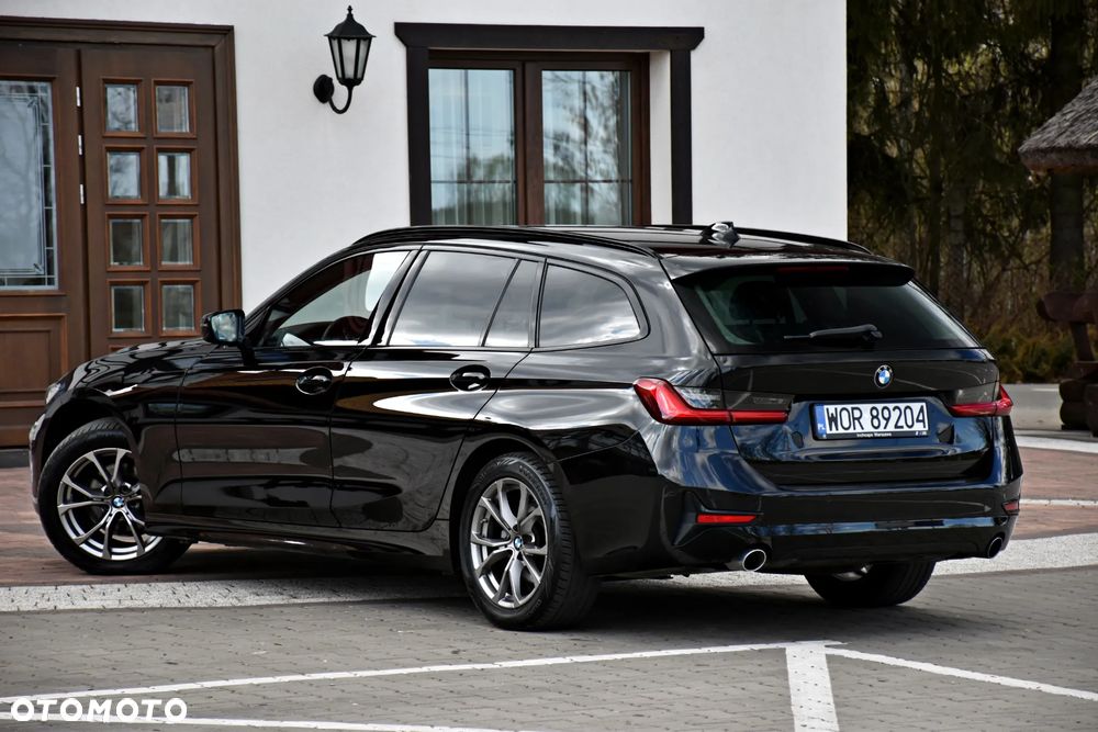 BMW Seria 3 320d Edition M Sport Shadow - 16