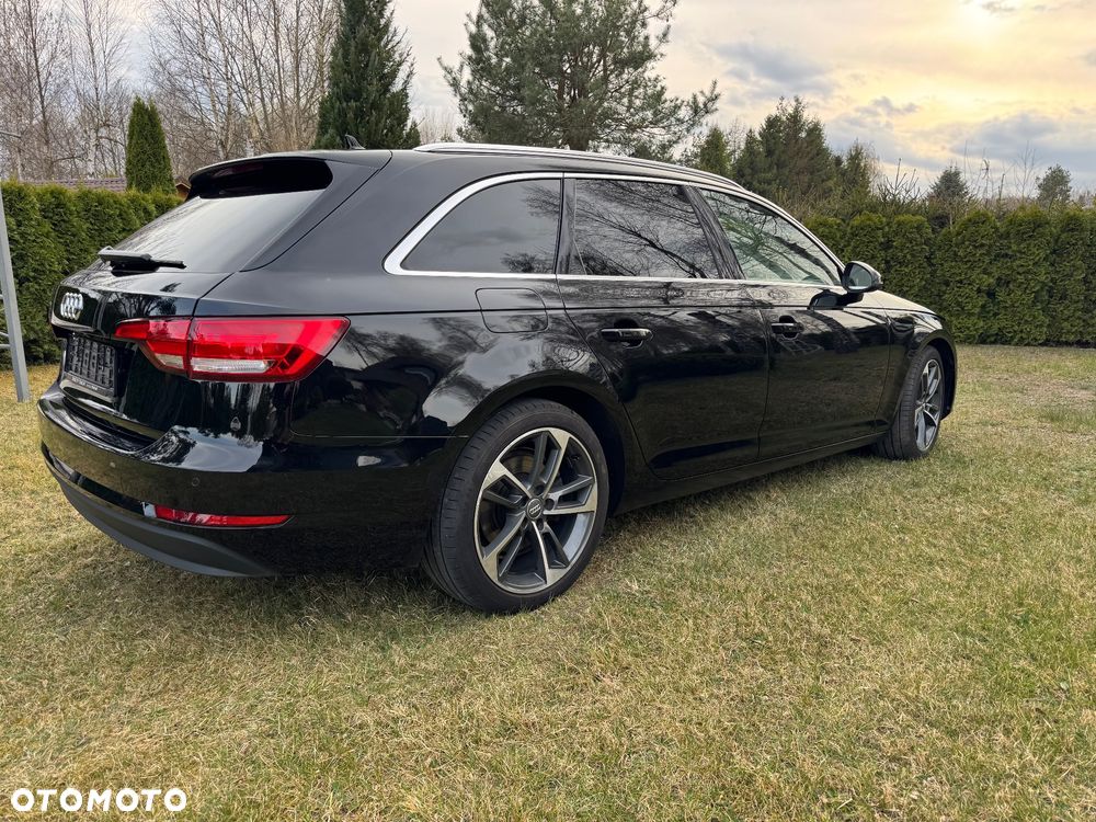 Audi A4 Avant 2.0 TDI ultra S tronic - 6