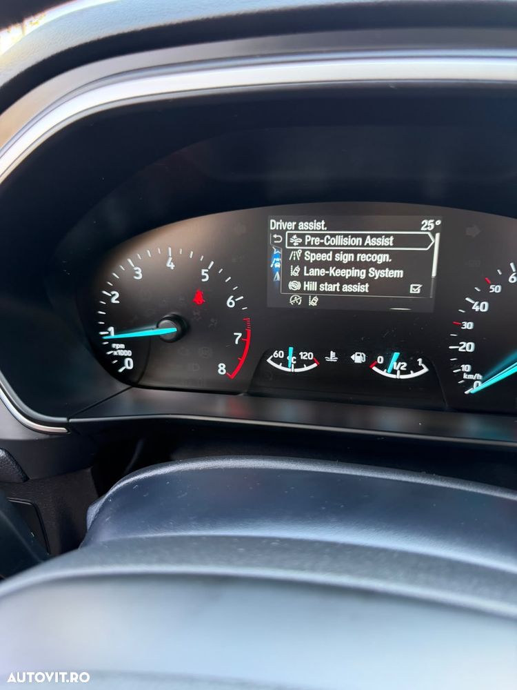 FORD Focus 2021 — imagine 7