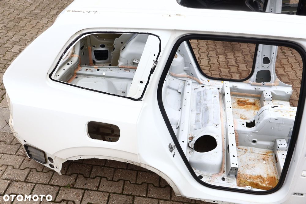 VOLVO XC90 II ĆWIARTKA KAROSERIA TYŁ BŁOTNIK PRAWY LEWY - 2