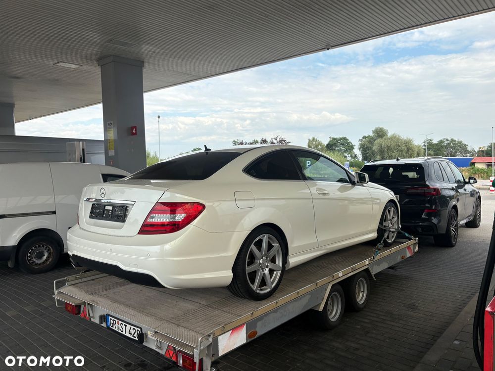 Mercedes-Benz Klasa C 180 (BlueEFFICIENCY) 7G-TRONIC - 36