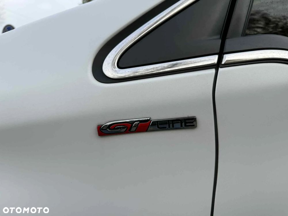 Peugeot 208 - 6