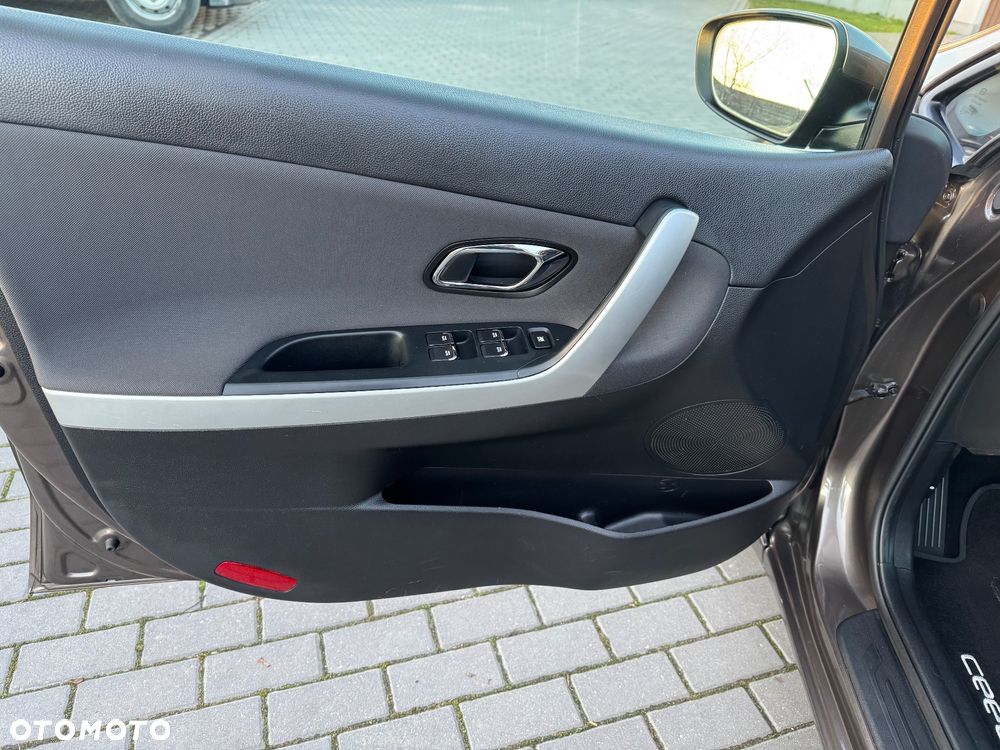 Kia Ceed - 22