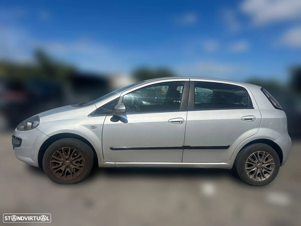 Fiat Punto EVO 1.3 D Multijet 82cv de 2011 para peças - 1